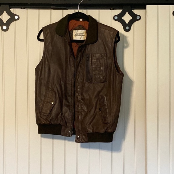 Saks Fifth Avenue Other - ** Vintage** leather bomber vest, men’s small. Mint condition, quality.